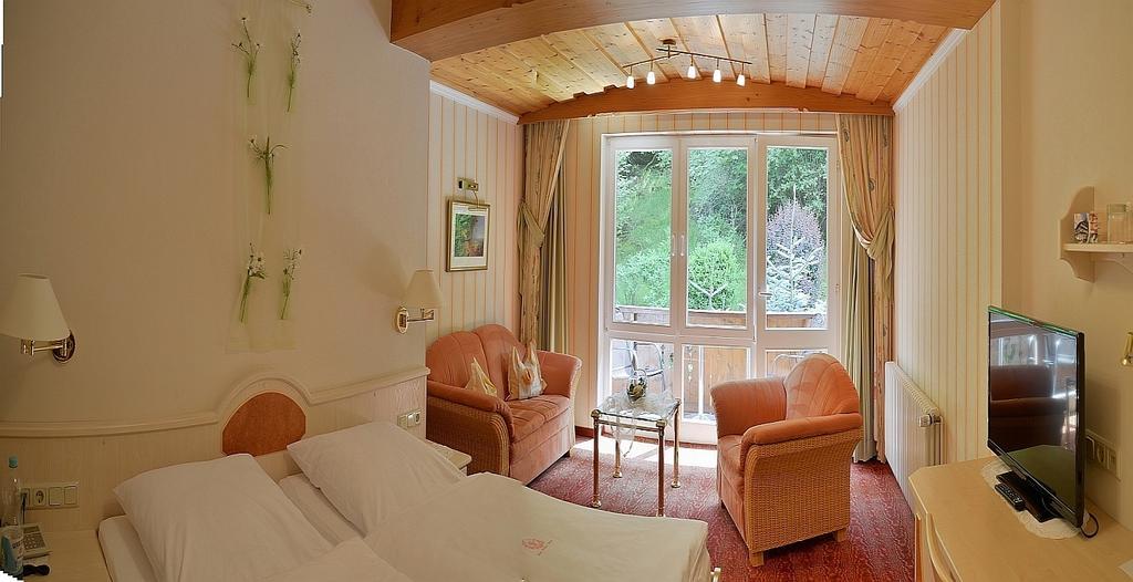 Hotel Zum Weissen Stein Kirchen (Rhineland-Palatinate) Quarto foto